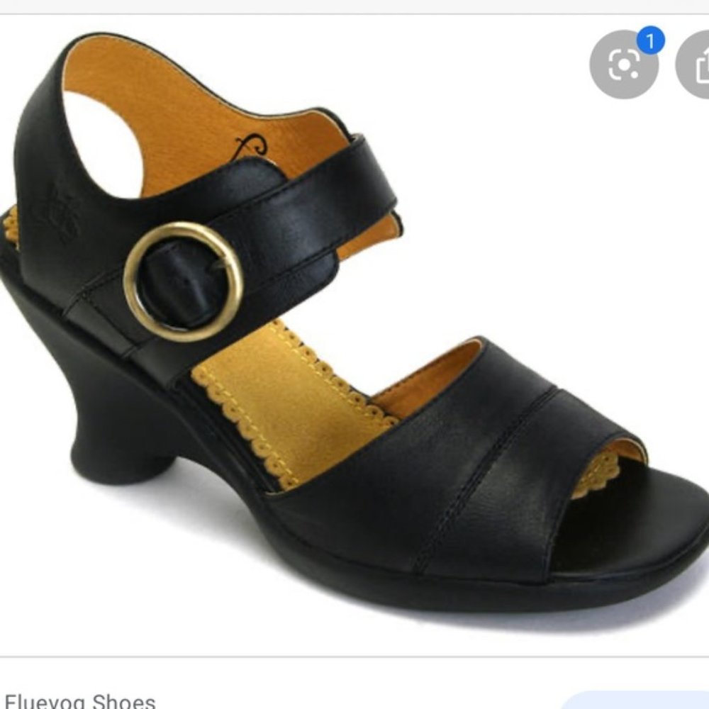 John Fluevog Susanna style sandals. Black leather  7.5W